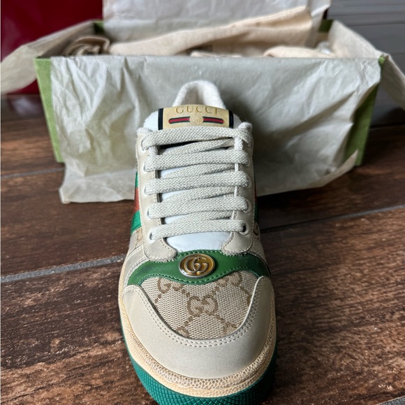 BRAND NEW NEVER WORN Gucci Screener Leather Sneaker retails for $1,020 - Picture 6 of 7